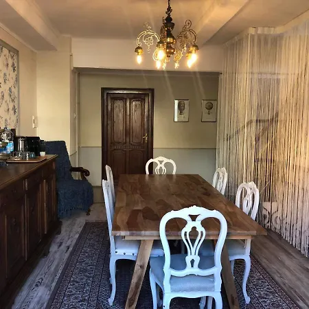 La Casa Bed & Breakfast *