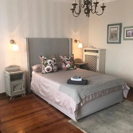 Alojamento de Acomodação e Pequeno-almoço La Casa