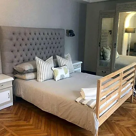 La Casa Bed & Breakfast 3*